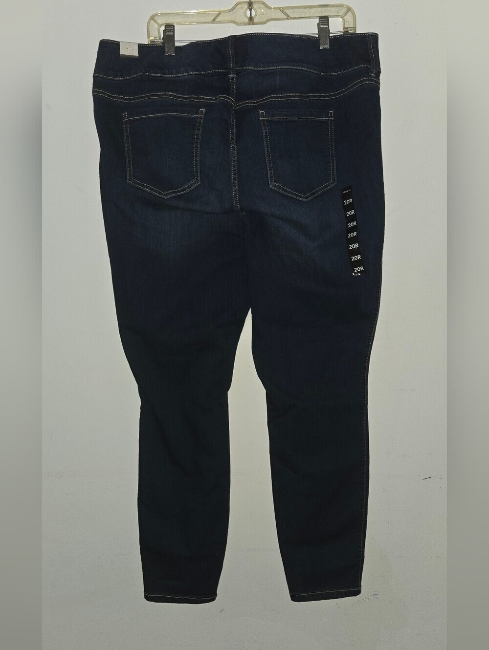 NWT Torrid Dark Wash High Rise 3-Button Jeggings - Size 20R - Picture 2 of 4